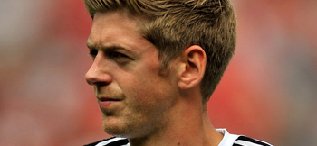 Inside the treatment room: Watch Jon Stead's acupuncture session