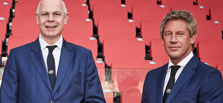 Marcel Brands (right) will replace Toon Gerbrands (left)