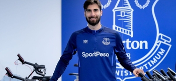 Gomes thanks 'brilliant' Everton doctor for remarkable recovery