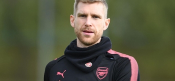 Per Mertesacker: Every player should be a leader - of themselves