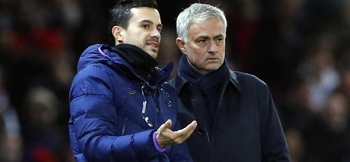 Mourinho takes sacked Spurs assistants to Roma