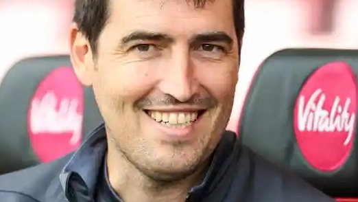 Andoni Iraola Headshot