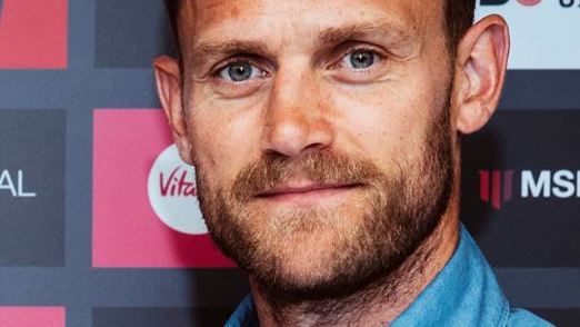 Simon Francis Headshot