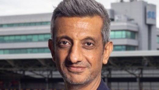 Ameesh Manek Headshot