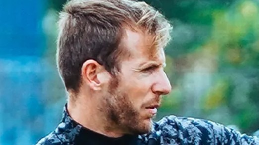 Chris Elliott Headshot