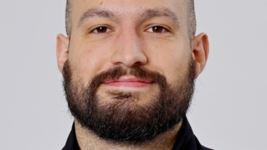 Sam Lee Headshot