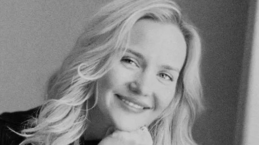 Sasha Satikova Headshot