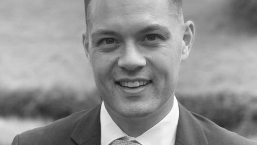 Chris Chiang Headshot