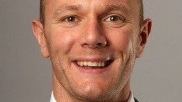 Dan Lewindon Headshot