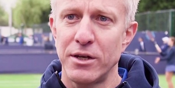 Simon Timson  Headshot