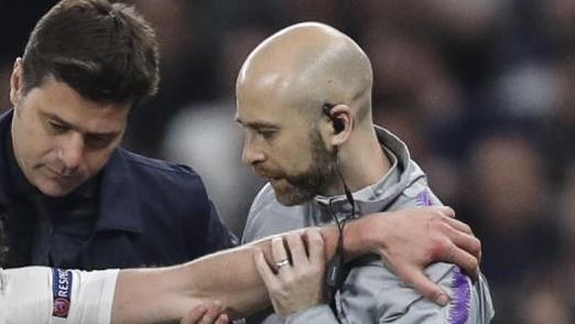 Stuart Campbell Headshot