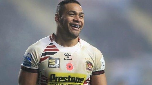 Willie Isa  Headshot