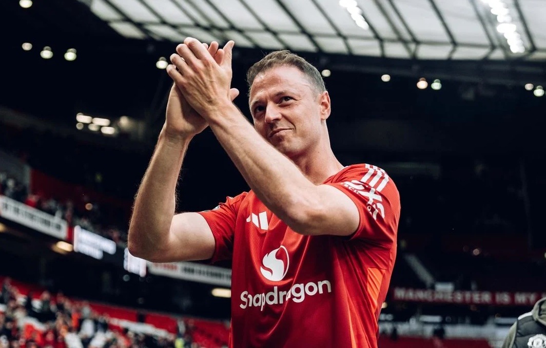 Evans steps down as Man Utd Head of Loans after six months