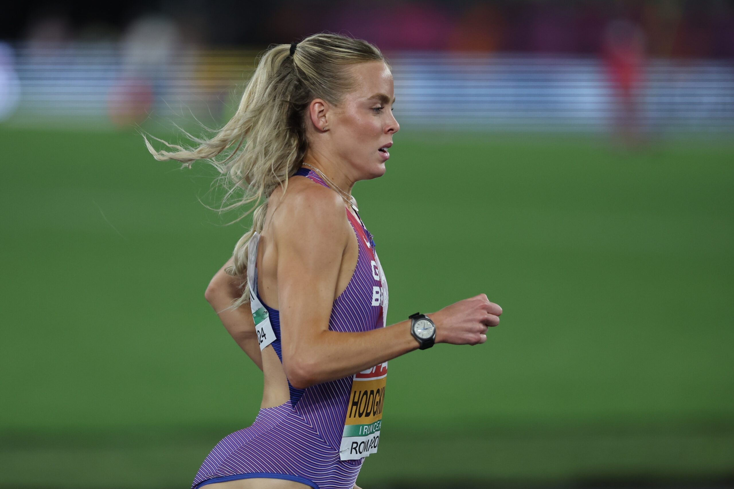 Keely Hodgkinson running