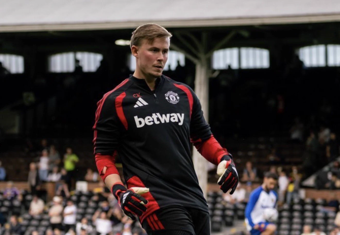 King reunited with former mentor Mawson at Man Utd